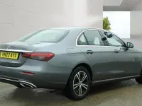 Usado Mercedes E200 211 CV (155 kW) 2022 Gris Berlina
