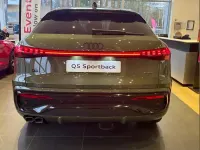 Used Audi Q5 Comfort 204 HP (150 kW) 2026 Green SUV