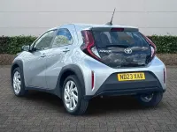Used Toyota Aygo X PURE 72 HP (52 kW) 2023 Silver SUV