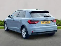 Usado Audi A1 Premium 94 HP (69 kW) 2021 Cinzento SUV