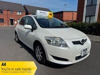 Used Toyota Auris 2008 White Hatchback
