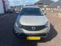 Used SsangYong Korando 175 HP (128 kW) 2015 White Estate