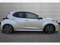 Used Toyota Yaris Hybrid Design 116 HP (85 kW) 2021 Silver Hatchback