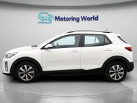 Used Kia Stonic 99 HP (72 kW) 2022 White SUV
