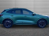 Second-hand Ford Kuga ST-Line 243 CP (178 kW) 2025 Verde SUV
