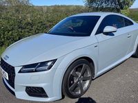 Używany Audi TT Comfort 245 KM (180 kW) 2019 Szary Coupe