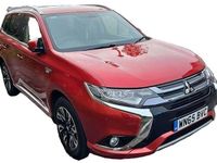 Used Mitsubishi Outlander P-HEV 200 HP (147 kW) 2015 Red Estate