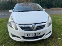 Used Vauxhall Corsa Edition 85 HP (62 kW) 2011 White Hatchback