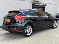 Used Ford Focus Zetec 125 HP (91 kW) 2015 Black Hatchback