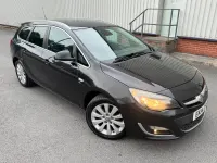 Used Vauxhall Astra Elite 2014 Black Estate