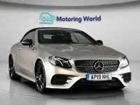 Begagnad Mercedes E220 AMG line 194 HK (142 kW) 2019 Silver Cab