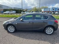 used Vauxhall Astra 1.4i 16V Excite 5dr