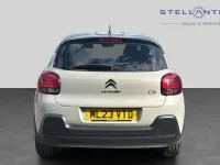 Używany Citroën C3 PureTech 82 KM (60 kW) 2023 Hatchback