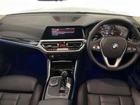Used BMW 320 Sport Line 184 HP (135 kW) 2020 White Estate