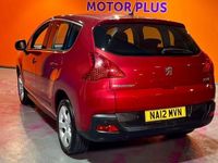Used Peugeot 3008 Active 112 HP (82 kW) 2012 Red Estate