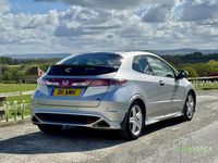 Używany Honda Civic Type S 138 KM (101 kW) 2010 Srebrny Hatchback