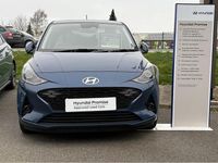 Neu Hyundai i10 Premium 79 PS (58 kW) 2025 Blau Kleinwagen