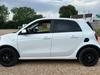 Used Smart ForFour 90 HP (66 kW) 2016 White Hatchback