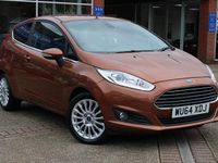 Używany Ford Fiesta Titanium 100 KM (73 kW) 2014 Żółty Hatchback