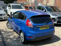 Used Ford Fiesta Titanium 125 HP (91 kW) 2013 Blue Hatchback