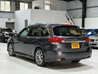 Begagnad Subaru Legacy Sport 2011 Grå Kombi