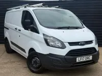Used Ford Transit Custom 105 HP (77 kW) 2017 White Van
