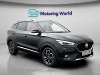 Usado MG ZS Exclusive 111 HP (81 kW) 2023 Preto SUV