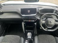New Peugeot e-2008 Premium 113 kW (154 HP) 2025 White SUV