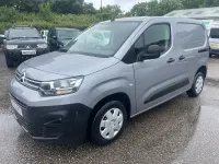 Used Citroën Berlingo Start 75 HP (55 kW) 2020 Grey MPV