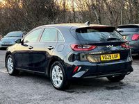 Używany Kia Ceed 138 KM (101 kW) 2025 Czarny Hatchback