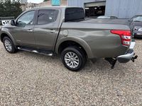 Used Mitsubishi L200 Warrior 2016 Green Pickup