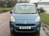 Used Peugeot Partner Tepee S 92 HP (67 kW) 2013 Blue MPV