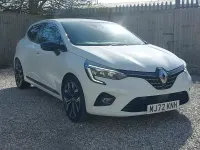 Used Renault Clio Techno 90 HP (66 kW) 2022 White Hatchback