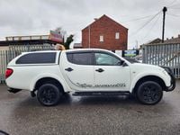 Used Mitsubishi L200 176 HP (129 kW) 2013 White Pickup