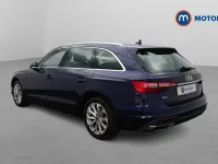 Usado Audi A4 190 HP (139 kW) 2022 Azul Carrinha