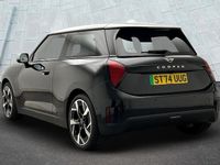 Usado Mini Cooper Hatch 133 kW (181 CV) 2024 Negro Utilitario