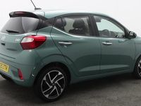 Used Hyundai i10 Premium 63 HP (46 kW) 2025 Green Hatchback