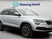 Usado Skoda Karoq SE Drive 150 CV (110 kW) 2021 Plateado SUV