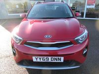Used Kia Stonic 118 HP (86 kW) 2020 Red SUV