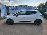 Used Renault Clio IV Iconic 90 HP (66 kW) 2019 White Hatchback