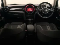 Używany Mini Cooper S Classic 192 KM (141 kW) 2020 Czerwony Hatchback
