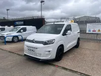 Used Citroën Berlingo 100 HP (73 kW) 2021 White MPV
