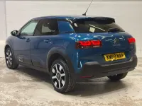Usado Citroën C4 Cactus Flair 108 HP (79 kW) 2020 Azul Citadino