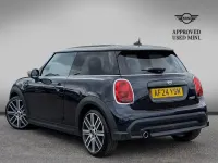 Used Mini Cooper Exclusive 134 HP (98 kW) 2024 Black Hatchback