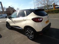 Second-hand Renault Captur Iconic 90 CP (66 kW) 2019 Alb SUV