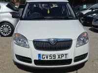 Used Skoda Fabia 2010 White Hatchback