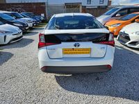 Used Toyota Prius Business Edition 2026 White Hatchback