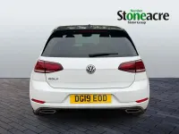 Used VW Golf VII R-line 150 HP (110 kW) 2019 White Hatchback