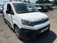 Used Citroën Berlingo Start 75 HP (55 kW) 2020 White MPV