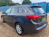 Used Kia Ceed 128 HP (94 kW) 2014 Silver Hatchback